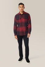 Load image into Gallery viewer, cabernet-large-plaid_M_Vinh_all
