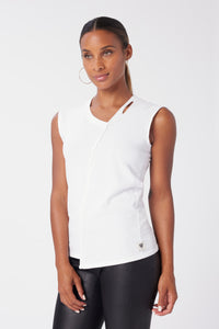 Aunjoli is wearing a size S Jaguar Muscle Tee in Organic Cotton in color White by LITA, view 6